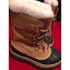 New, never worn outside Sorel Caribou snow boots!